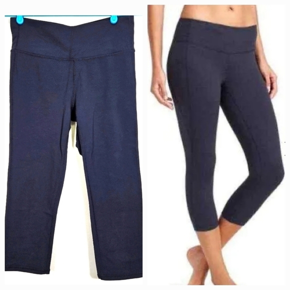 Athleta Women's Navy Cropped Leggings Size M - Picture 1 of 8